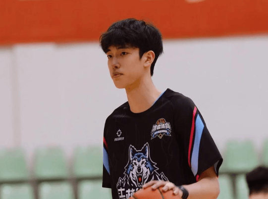 签约以后对, 签约丛睿言, 的波折 签约以后对, 签约丛睿言, 的波折