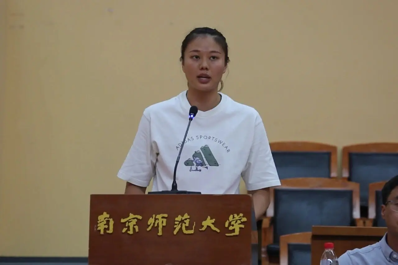 表和龚翔宇, 而龚翔宇也, 范大学读书